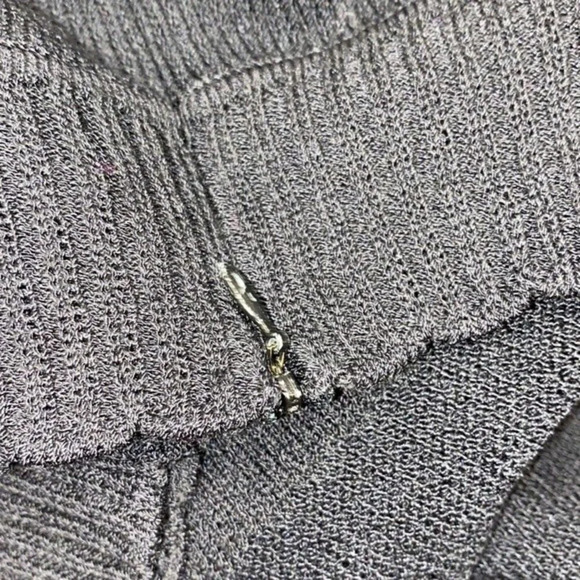 St John black knit sweater size small - Picture 6 of 7